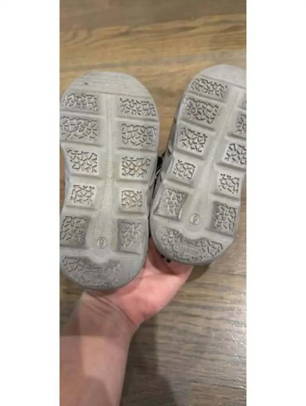 OshKosh B'gosh Toddler Water Shoes